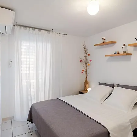 63 M2, Confort, Climatisé.